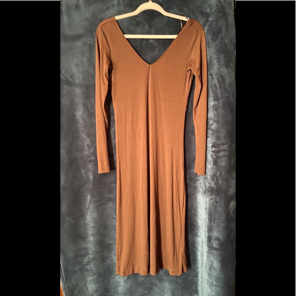 H&M Tunic ribbed brown dress with long sleeves in size 10.